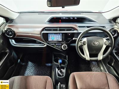 2015 Toyota Aqua - Thumbnail