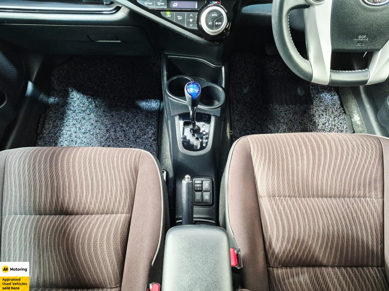 2015 Toyota Aqua