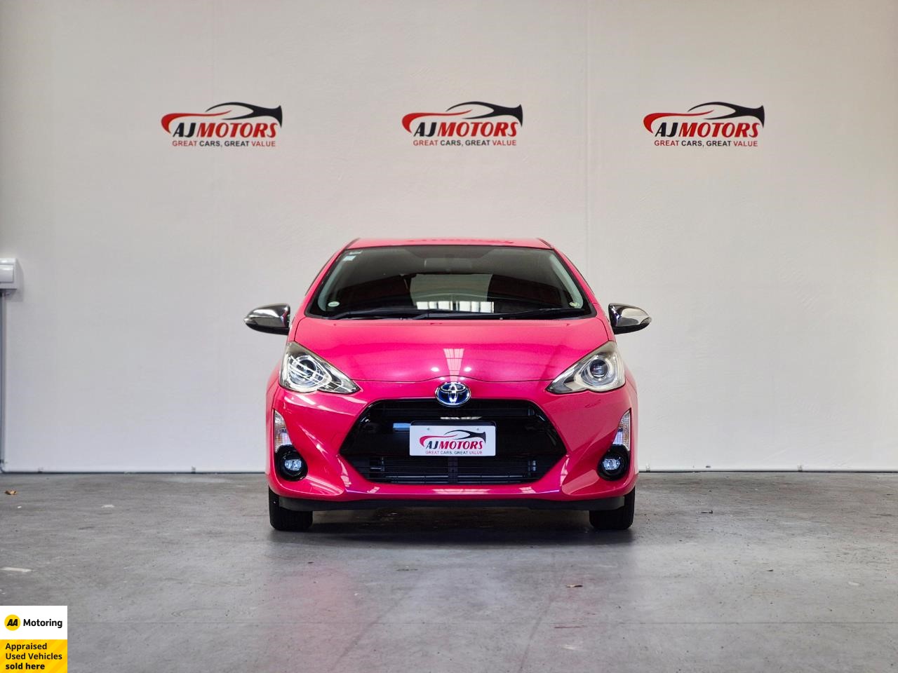 2015 Toyota Aqua