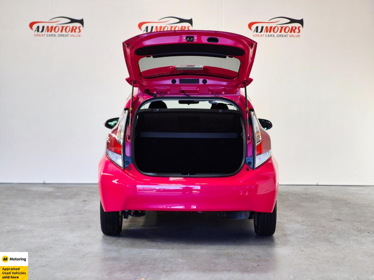 2015 Toyota Aqua