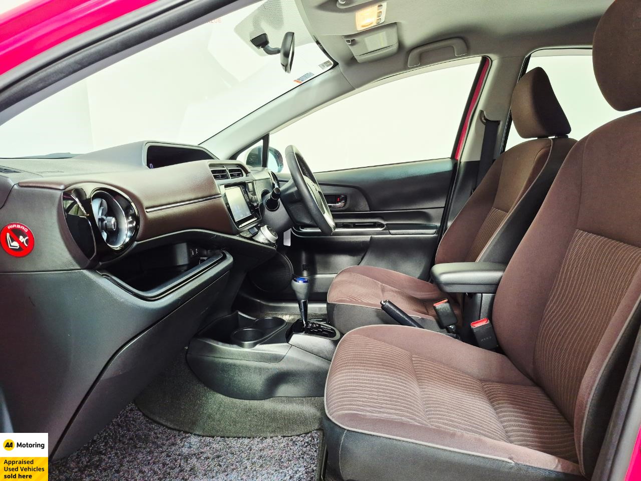 2015 Toyota Aqua