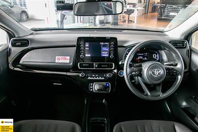 2022 Toyota Aqua - Thumbnail
