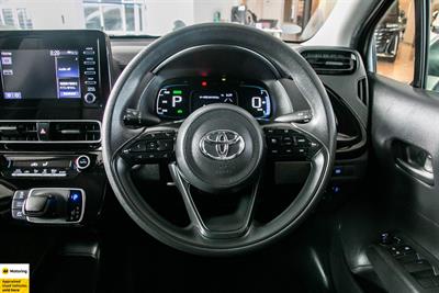 2022 Toyota Aqua - Thumbnail