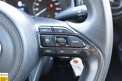2021 Toyota Yaris - Thumbnail