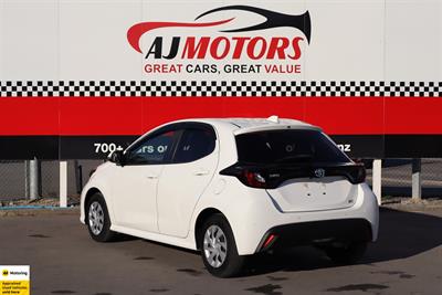 2021 Toyota Yaris - Thumbnail