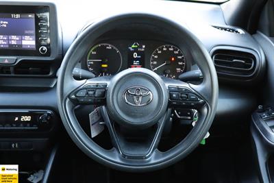2021 Toyota Yaris - Thumbnail