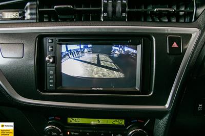 2014 Toyota Auris - Thumbnail