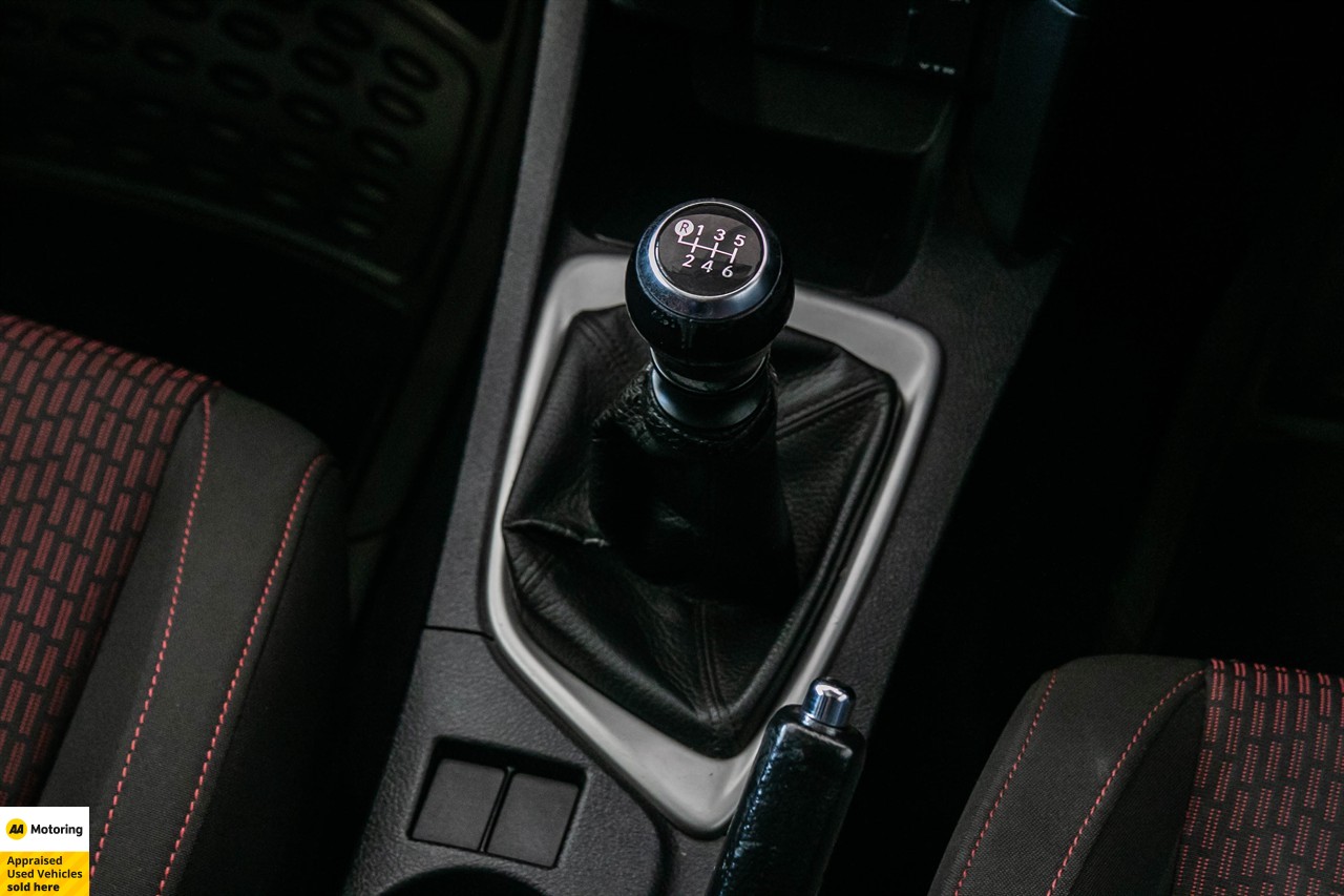 2014 Toyota Auris