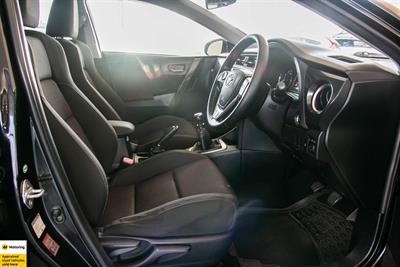 2014 Toyota Auris - Thumbnail