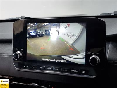 2024 Mitsubishi Outlander - Thumbnail