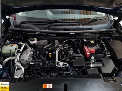 2024 Mitsubishi Outlander - Thumbnail