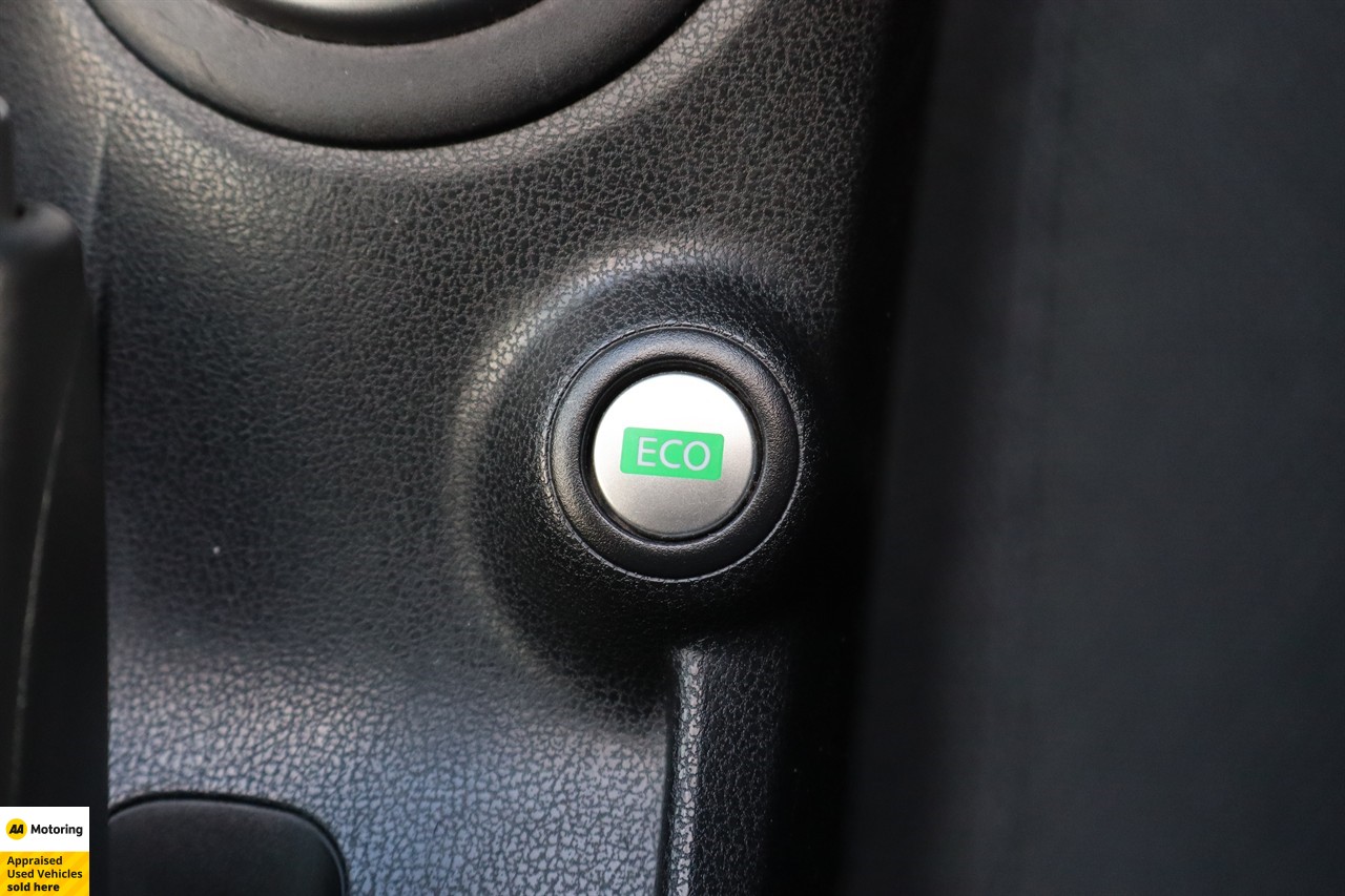 2015 Nissan Note