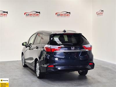 2017 Honda Shuttle - Thumbnail