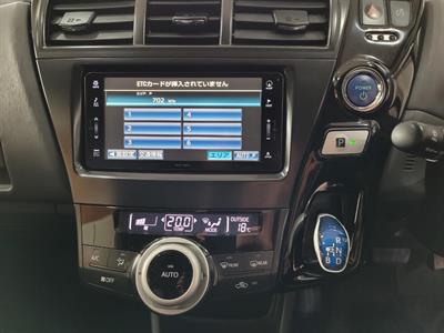 2012 Toyota Prius - Thumbnail