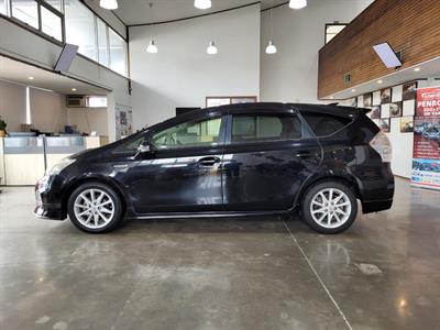 2012 Toyota Prius - Thumbnail