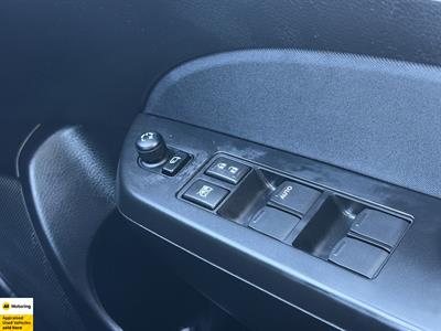 2015 Suzuki Swift - Thumbnail