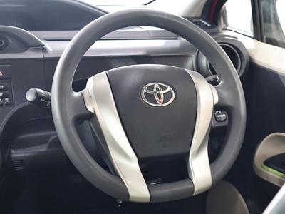 2012 Toyota Aqua - Thumbnail
