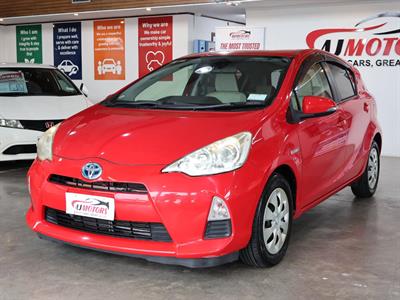 2012 Toyota Aqua - Thumbnail