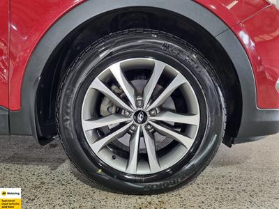 2016 Hyundai Santa Fe - Thumbnail