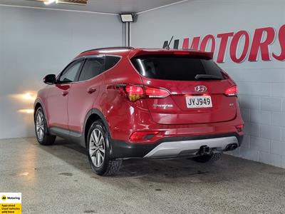 2016 Hyundai Santa Fe - Thumbnail