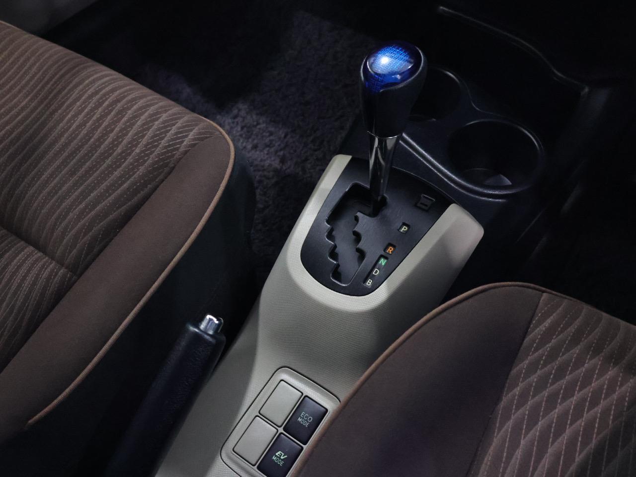 2013 Toyota Aqua