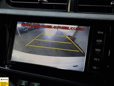 2015 Toyota Aqua - Thumbnail