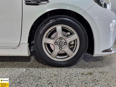 2015 Toyota Aqua - Thumbnail