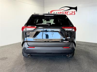2019 Toyota RAV4 - Thumbnail