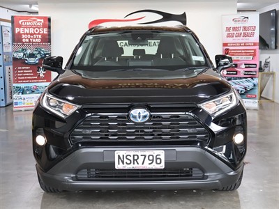 2021 Toyota RAV4 - Thumbnail