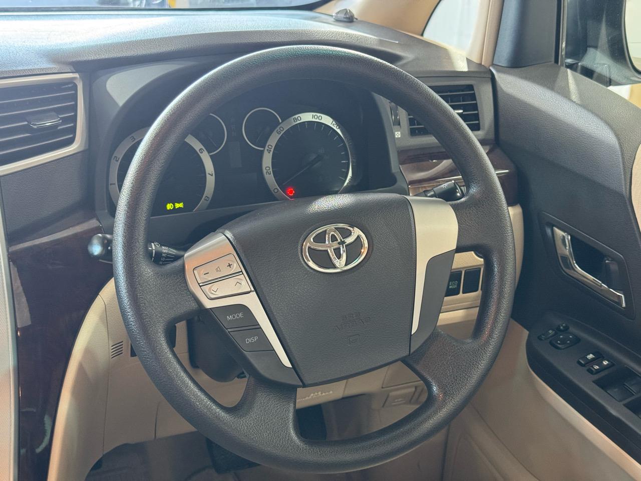 2012 Toyota Alphard