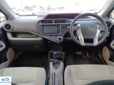2013 Toyota Aqua - Thumbnail