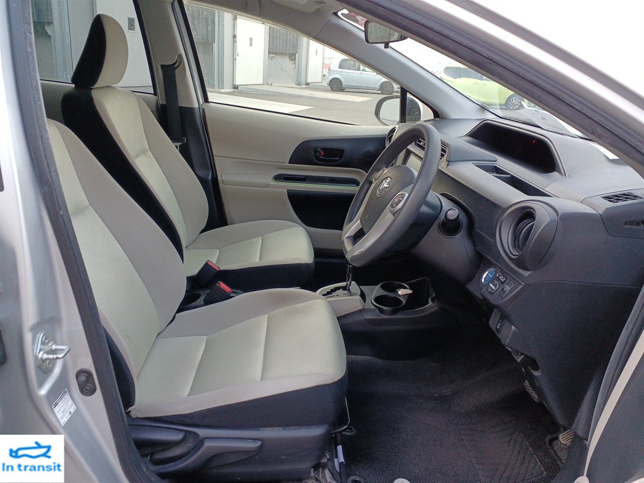 2013 Toyota Aqua