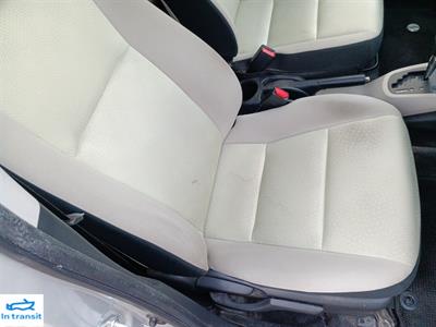 2013 Toyota Aqua - Thumbnail