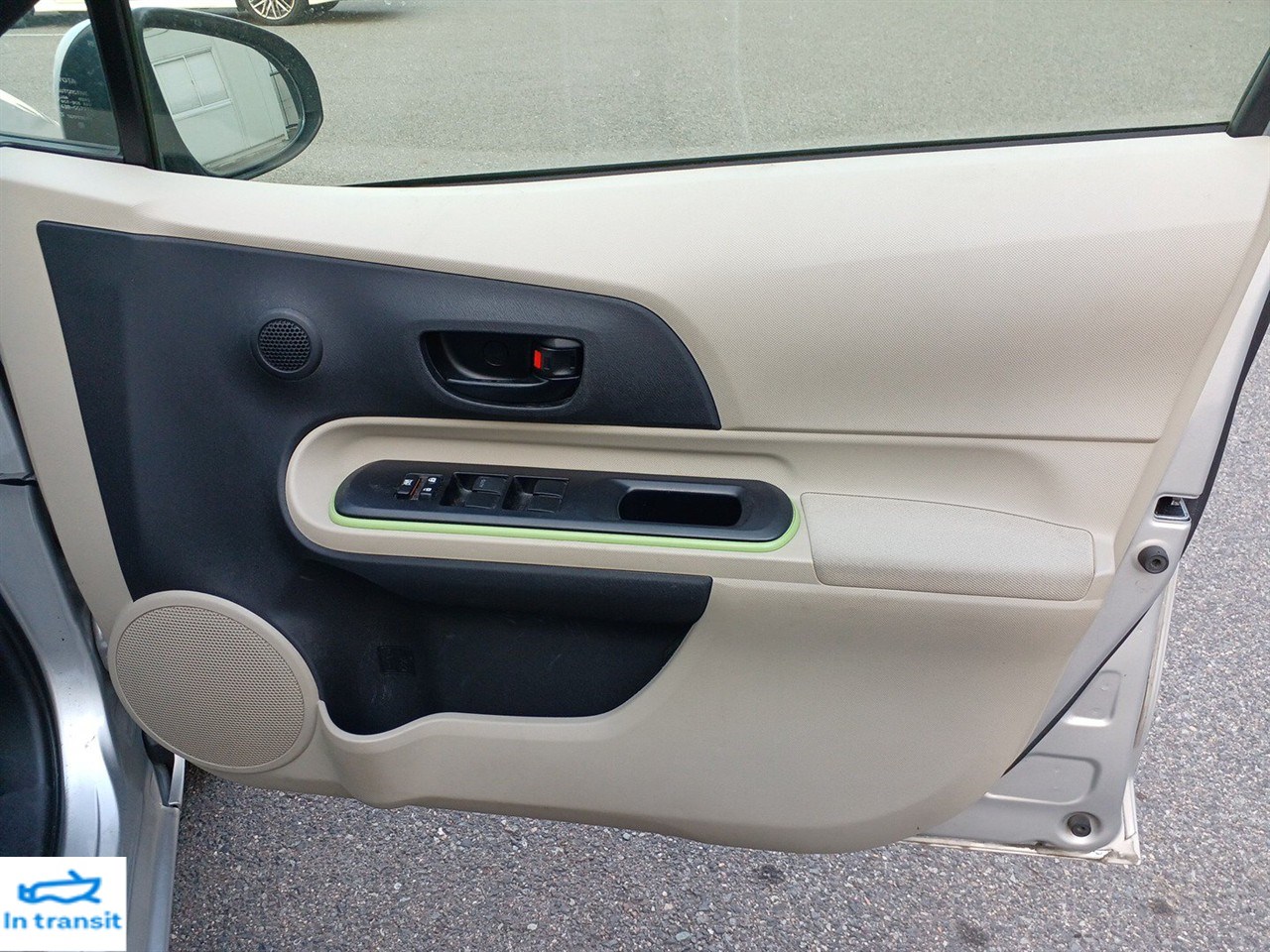 2013 Toyota Aqua