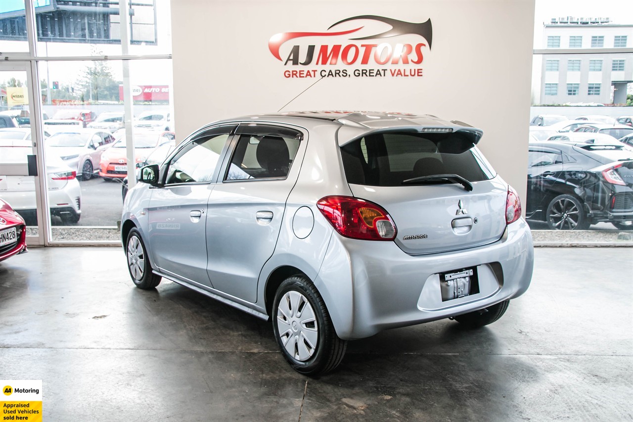 2015 Mitsubishi MIRAGE 5D