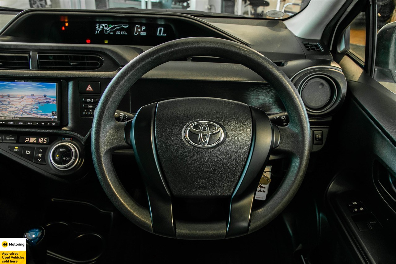 2015 Toyota Aqua
