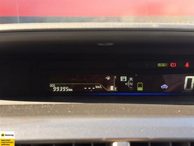 2012 Toyota Prius - Thumbnail