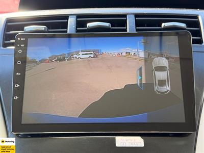 2012 Toyota Prius - Thumbnail