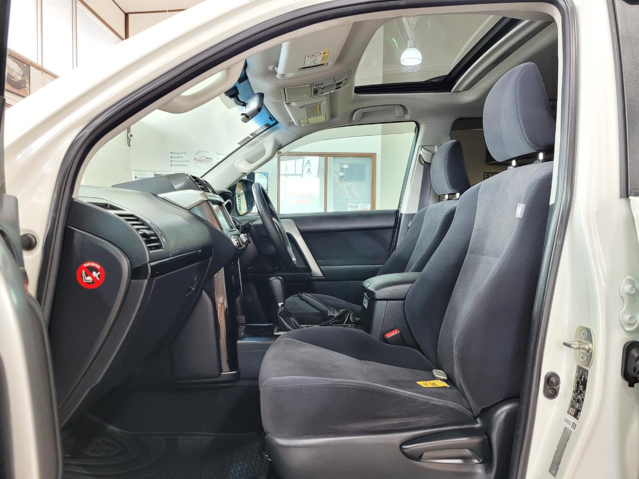 2016 Toyota LANDCRUISER