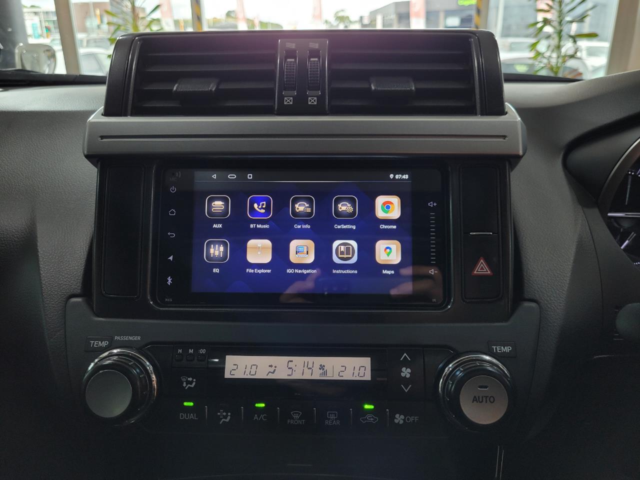 2016 Toyota LANDCRUISER