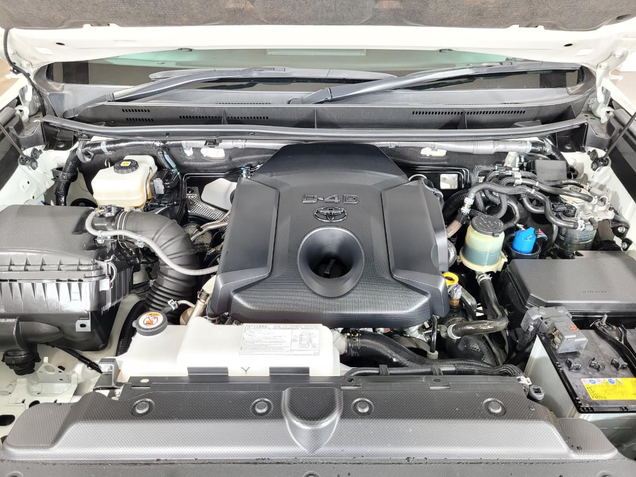 2016 Toyota LANDCRUISER