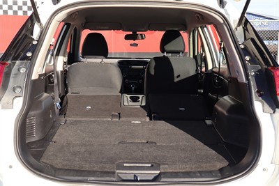 2021 Nissan X-Trail - Thumbnail