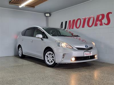 2012 Toyota Prius - Thumbnail