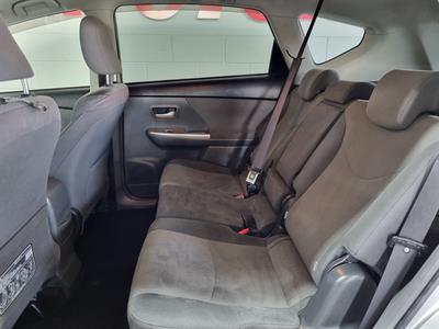 2012 Toyota Prius - Thumbnail