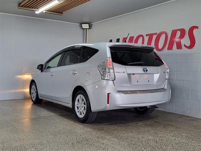 2012 Toyota Prius - Thumbnail