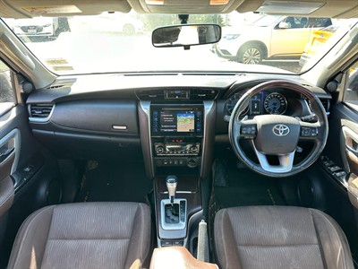 2017 Toyota Fortuner - Thumbnail