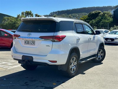 2017 Toyota Fortuner - Thumbnail