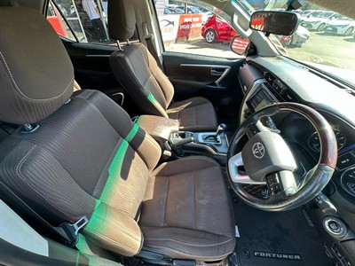 2017 Toyota Fortuner - Thumbnail
