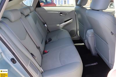 2012 Toyota Prius - Thumbnail