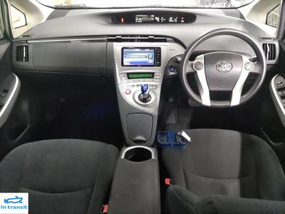 2014 Toyota Prius - Thumbnail